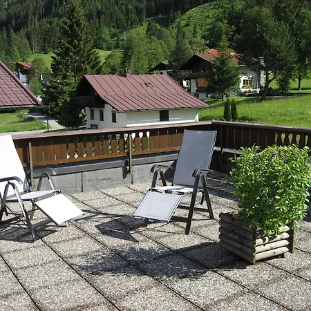 Haus Hubertus Apartment Nesselwängle