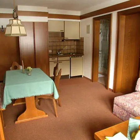 Apartment Haus Hubertus Nesselwängle